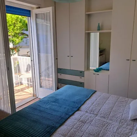 Christina In Strandnaehe 公寓 *