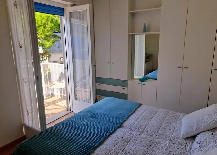 Christina In Strandnaehe 公寓 *