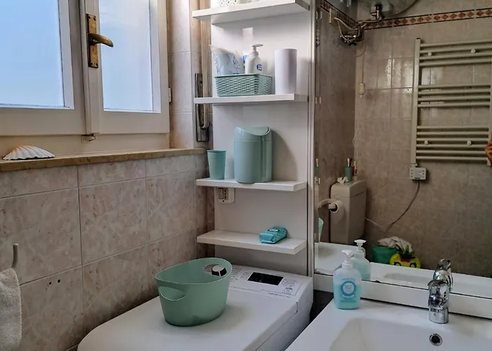 Christina In Strandnaehe