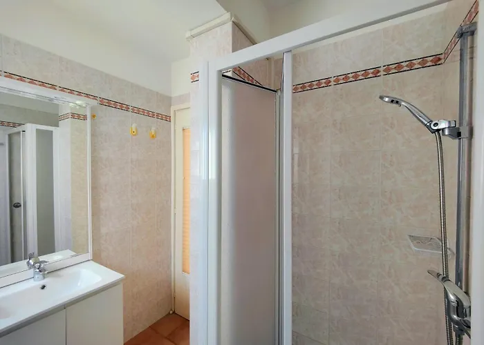 Christina In Strandnaehe *